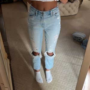 Abercrombie & Fitch Annie high rise girlfriend jeans